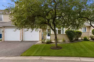2280 Ranchview Ln N, Plymouth, MN 55447 - Photo 3