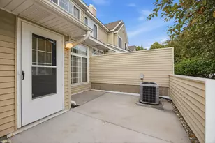 2280 Ranchview Ln N, Plymouth, MN 55447 - Photo 5