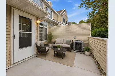 2280 Ranchview Lane N #27, Plymouth, MN 55447 - Photo 3