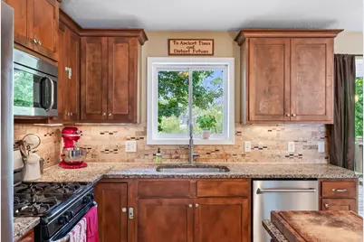 4251 Elizabeth Lane, Vadnais Heights, MN 55127 - Photo 11