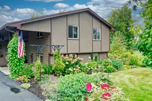 25253 W Comfort Dr, Forest Lake, MN 55025 - Photo 11