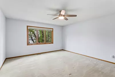 1467 Kings Crest, Eagan, MN 55122 - Photo 17