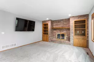 1467 Kings Crest, Eagan, MN 55122 - Photo 21