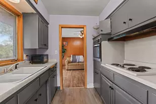 1400 7th Ave S, South Saint Paul, MN 55075 - Photo 7