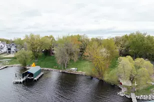 4435 N Shore Dr, Orono, MN 55364 - Photo 19