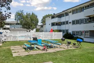 1331 W 82nd St, Bloomington, MN 55420 - Photo 27