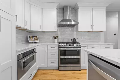 5701 Vincent Avenue S, Minneapolis, MN 55410 - Photo 7