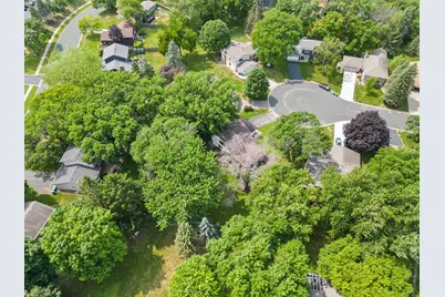 8233 Nevada Circle, Bloomington, MN 55438 - Photo 31