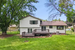 8233 Nevada Cir, Bloomington, MN 55438 - Photo 29