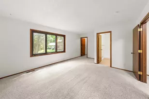 8233 Nevada Cir, Bloomington, MN 55438 - Photo 21