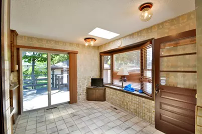 5526 Unity Avenue N, Crystal, MN 55429 - Photo 5