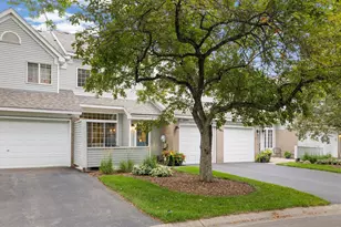 534 Lovell Ave, Roseville, MN 55113 - Photo 3