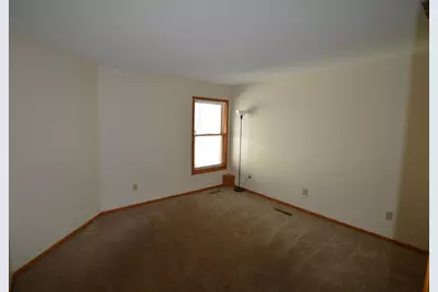 2211 Valleyhigh Drive NW, Rochester, MN 55901 - Photo 9