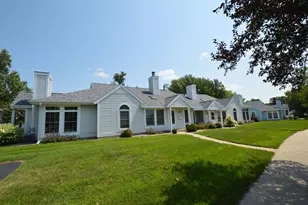 2211 Valleyhigh Dr NW, Rochester, MN 55901 - Photo 15
