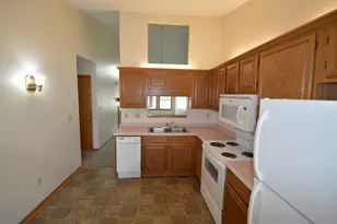 2211 Valleyhigh Dr NW, Rochester, MN 55901 - Photo 7