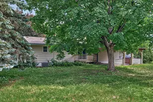11601 Georgia Ave N, Champlin, MN 55316 - Photo 35