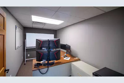 903 Broadway Avenue N, Rochester, MN 55906 - Photo 7