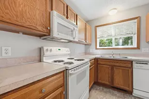 16389 Timber Crest Dr SE, Prior Lake, MN 55372 - Photo 9