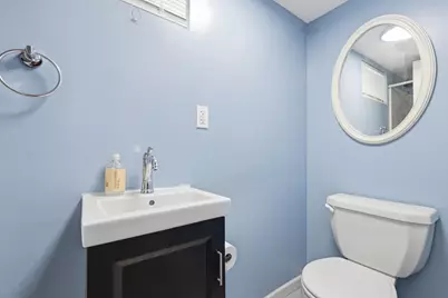 942 Central Avenue W, Saint Paul, MN 55104 - Photo 19