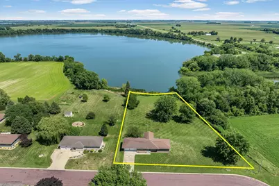326 Fox Lake Avenue, Sherburn, MN 56171 - Photo 3