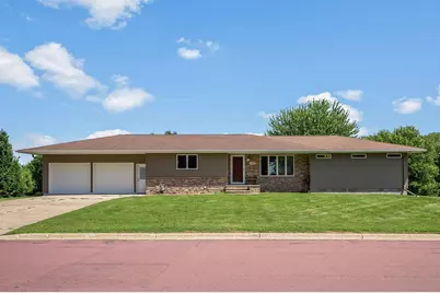 326 Fox Lake Avenue, Sherburn, MN 56171 - Photo 21