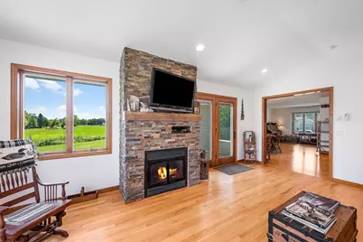 326 Fox Lake Avenue, Sherburn, MN 56171 - Photo 9