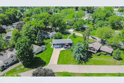 1319 3rd Avenue S, Stillwater, MN 55082 - Photo 3