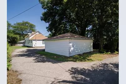 568 Lawson Avenue W, Saint Paul, MN 55117 - Photo 25
