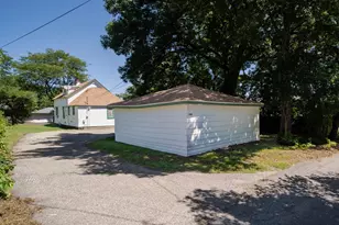 568 Lawson Ave W, Saint Paul, MN 55117 - Photo 25