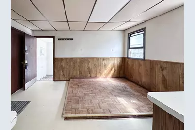 568 Lawson Avenue W, Saint Paul, MN 55117 - Photo 11