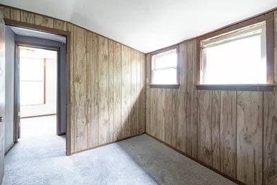 568 Lawson Avenue W, Saint Paul, MN 55117 - Photo 17