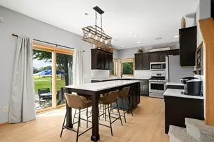 20511 Islandview Cir, Lakeville, MN 55044 - Photo 11