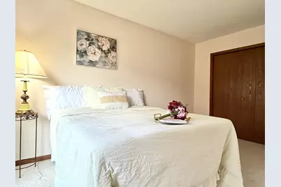 2129 49th Way E, Inver Grove Heights, MN 55077 - Photo 21