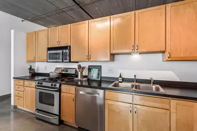710 N 4th Street #E407, Minneapolis, MN 55401 - Photo 17