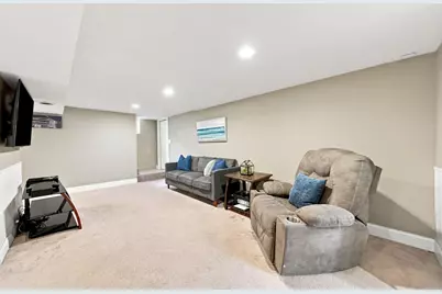 1587 Sextant Avenue E, Maplewood, MN 55109 - Photo 17