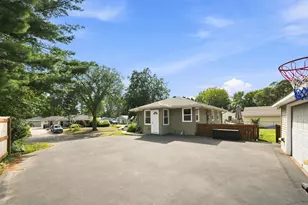 1587 Sextant Ave E, Maplewood, MN 55109 - Photo 23