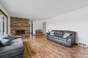 1319 30th St SE, Buffalo, MN 55313 - Photo 7