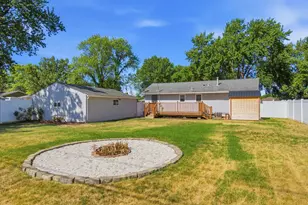 9442 Saratoga Ln N, Maple Grove, MN 55369 - Photo 13