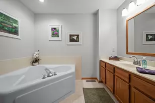 15030 Dunwood Trail, Apple Valley, MN 55124 - Photo 27