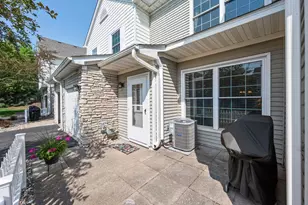15030 Dunwood Trail, Apple Valley, MN 55124 - Photo 3