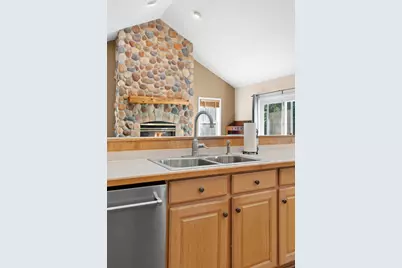 3213 County Road 101 S, Minnetonka, MN 55391 - Photo 17