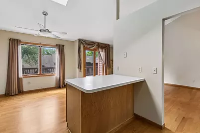 12526 Parkwood Drive, Burnsville, MN 55337 - Photo 15