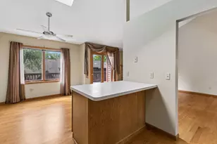 12526 Parkwood Dr, Burnsville, MN 55337 - Photo 15