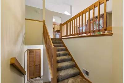 12526 Parkwood Drive, Burnsville, MN 55337 - Photo 7