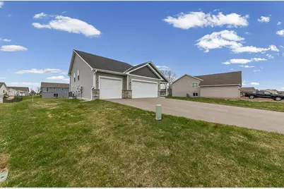 909 Emily Court NE, Montgomery, MN 56069 - Photo 41