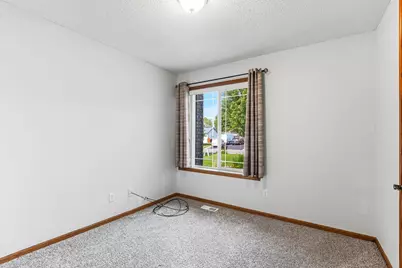 9918 Kiwi Avenue N, Brooklyn Park, MN 55443 - Photo 19