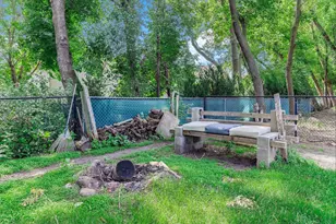 9918 Kiwi Ave N, Brooklyn Park, MN 55443 - Photo 49
