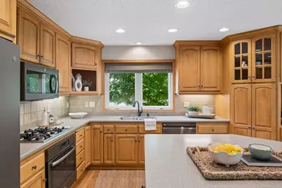 2240 Thrushwood Circle, Victoria, MN 55386 - Photo 33