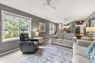 8555 Jorgensen Bay S, Cottage Grove, MN 55016 - Photo 17