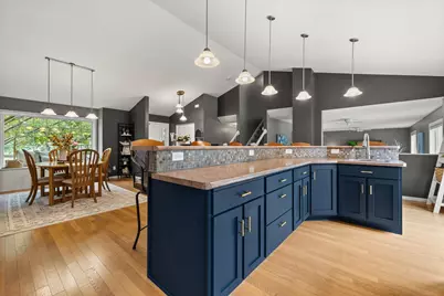 8555 Jorgensen Bay S, Cottage Grove, MN 55016 - Photo 13